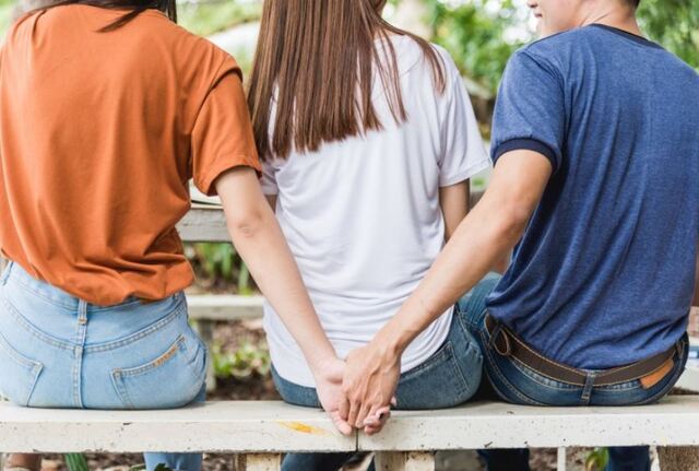 Mộng người yêu ngoại tình cho thấy sự thiếu tin tưởng về sự chung thủy của đối phương Mộng người yêu ngoại tình cho thấy sự thiếu tin tưởng về sự chung thủy của đối phương