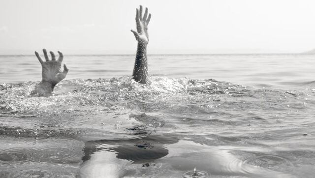 Mộng thấy bạn chết đuối thì đánh con gì may mắn?