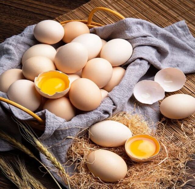 Con số may mắn khi chiêm bao thấy trứng gà