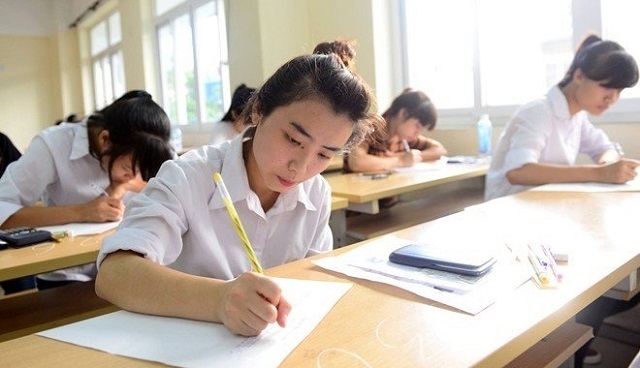 Chiêm bao thấy đi thi căng thẳng