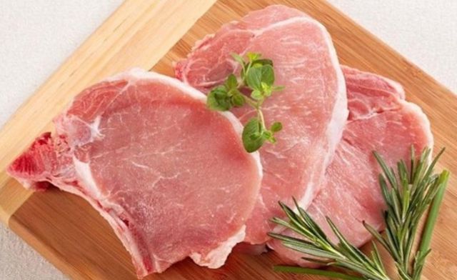 Ý nghĩa tâm linh giấc mộng thấy thịt heo theo từng bối cảnh